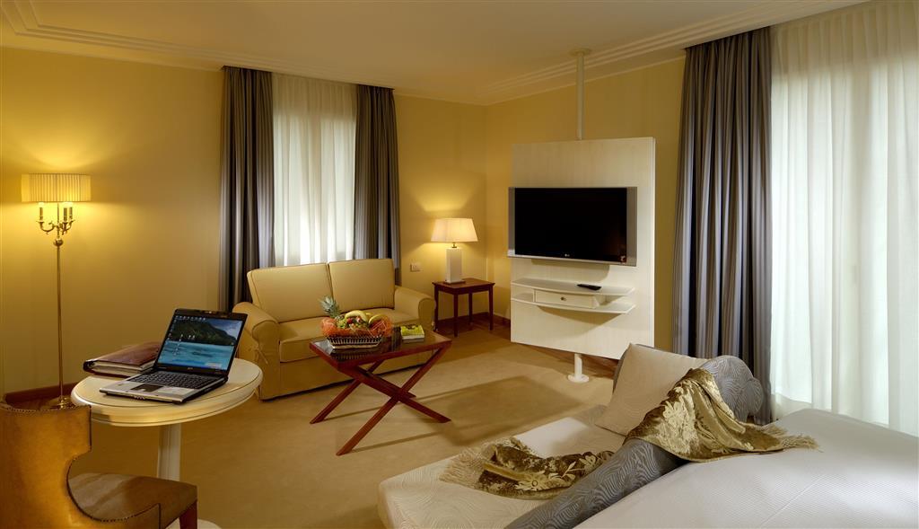 Rizzi Aquacharme Hotel & Spa Boario Terme Værelse billede