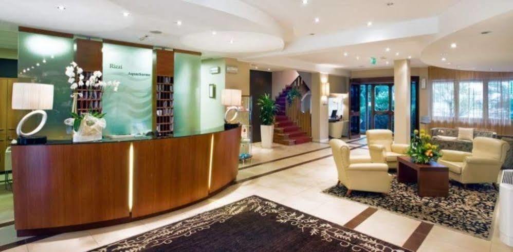 Rizzi Aquacharme Hotel & Spa Boario Terme Eksteriør billede