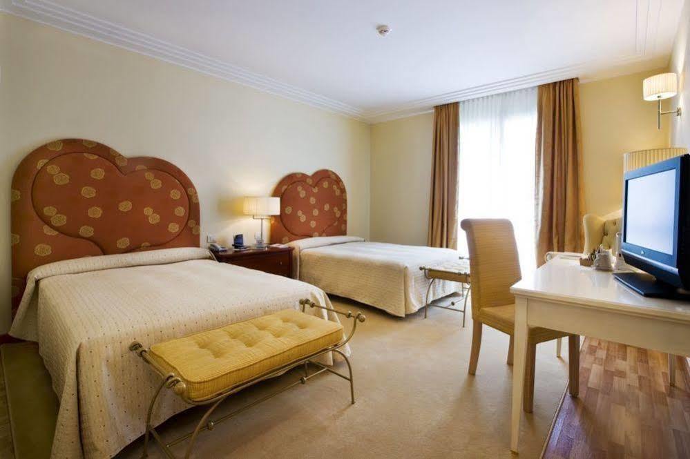 Rizzi Aquacharme Hotel & Spa Boario Terme Eksteriør billede